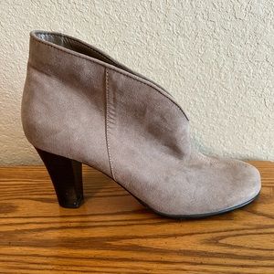 Aerosoles Grey Booties